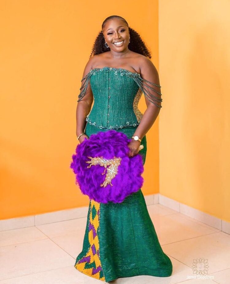 Green Kente Styles – 35 Styles For The Chic Ghanaian Bride.