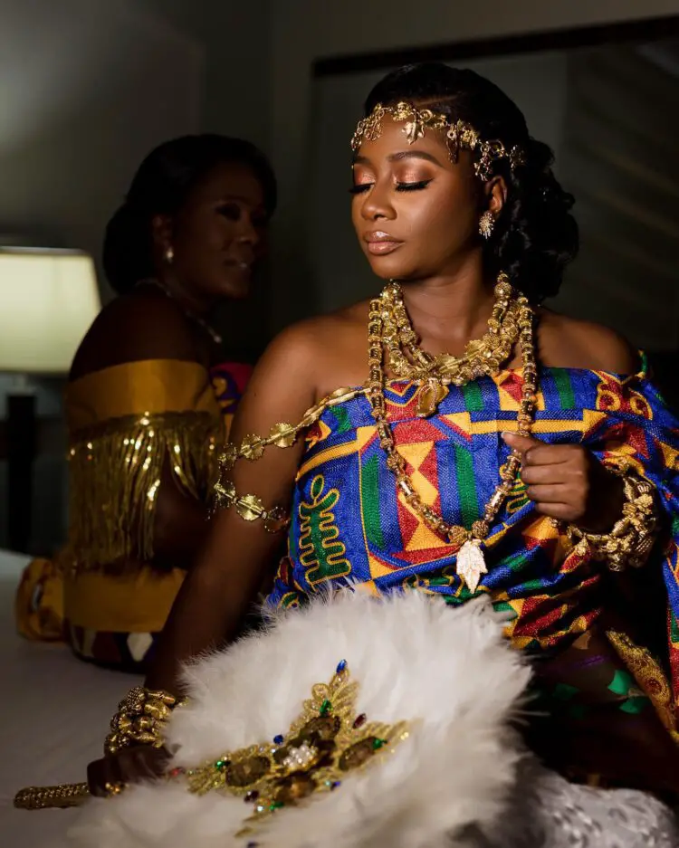 11 Bridal Dansinkran in Ghana : Colorful Styles For Engagement