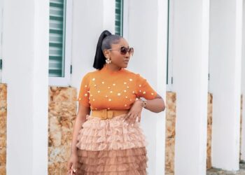 13 Elegant Dresses For Wedding Guests(For The Classy Only)