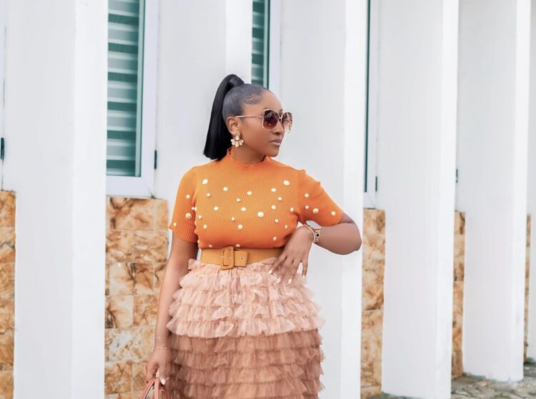 13 Elegant Dresses For Wedding Guests(For The Classy Only)