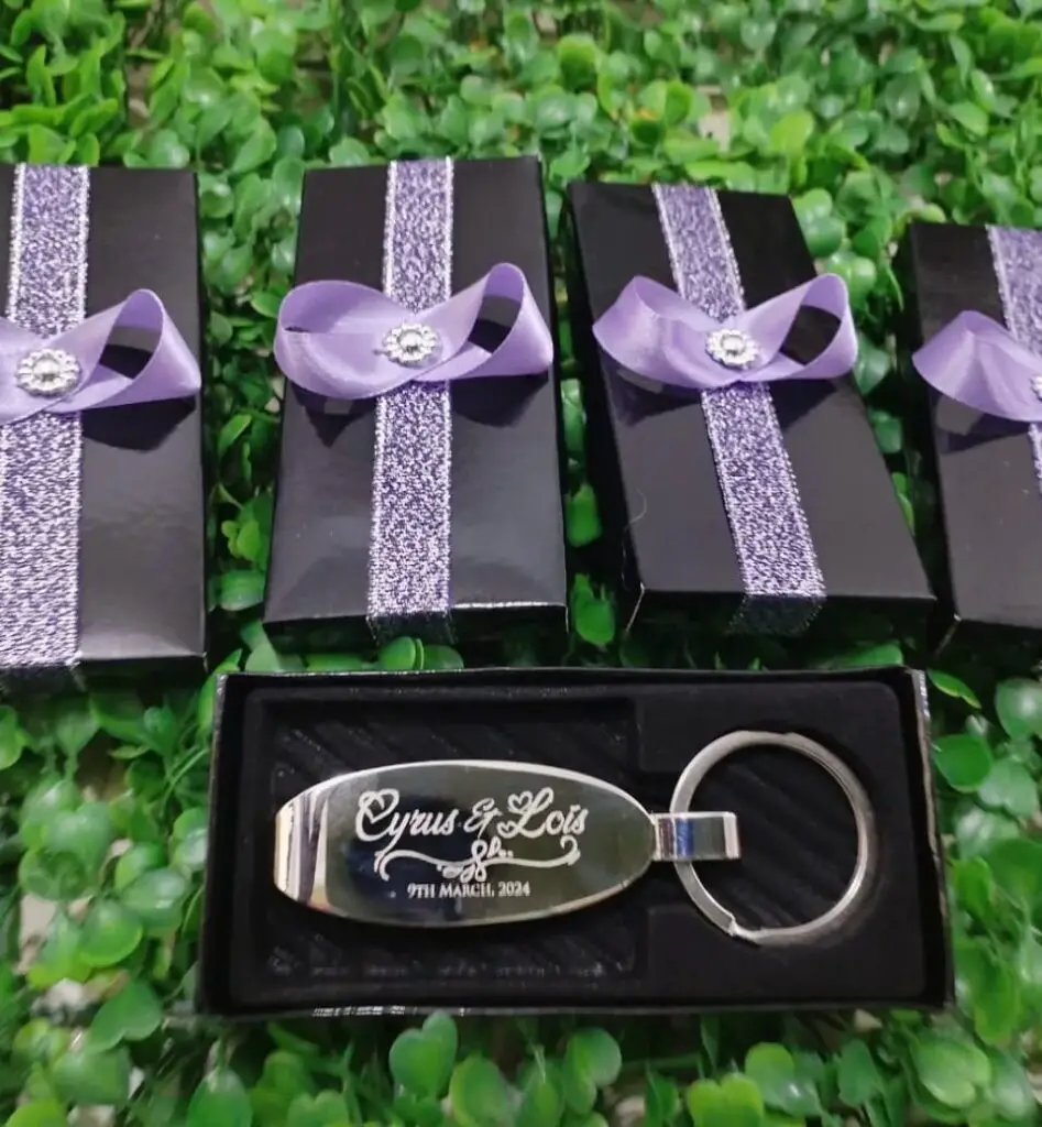 KEYHOLDER WEDDING SOUVENIRS