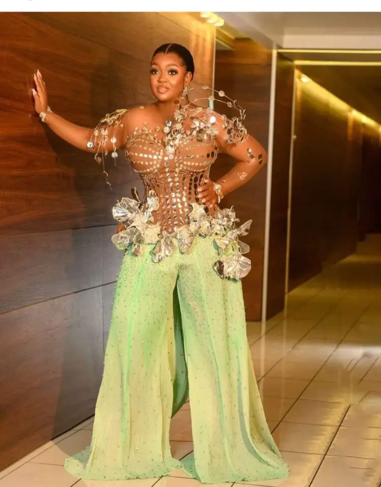 Must-See Lace Styles For Wedding Guests