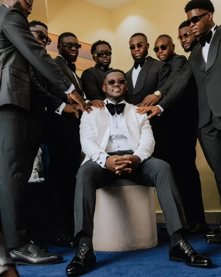 11 Colorful Wedding Suit Ideas for Grooms and Groomsmen