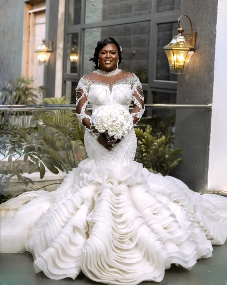 Top 13 Ghana Wedding Dress Trends For Every Bride In 2025 Kente Knots Top 13 Ghana Wedding Dress Trends For Every Bride In 2024 11 750x938