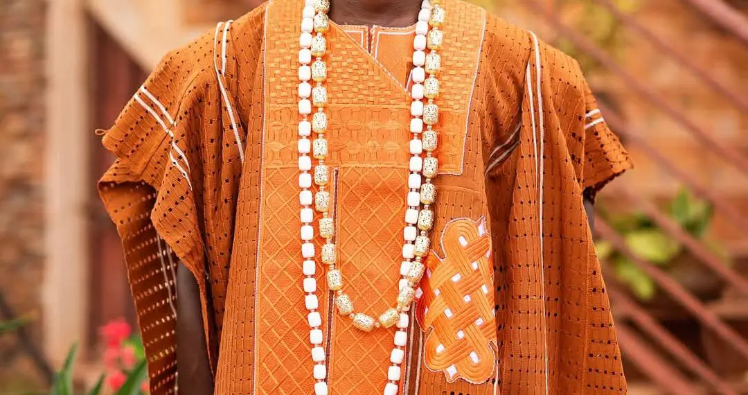 GROOM IN ORANGE KAFTAN