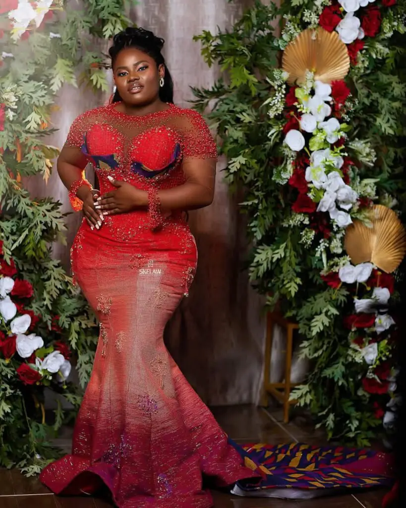 PLUS SIZE BRIDE