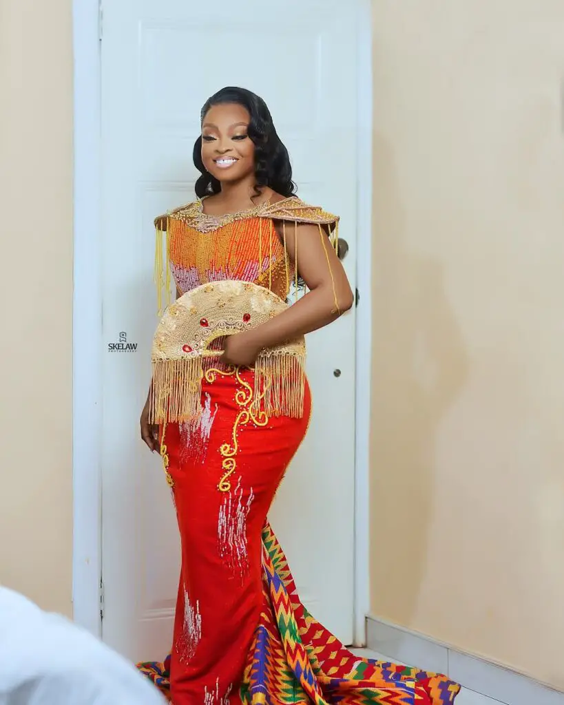 ELEGANT BRIDE RED KENTE STYLES