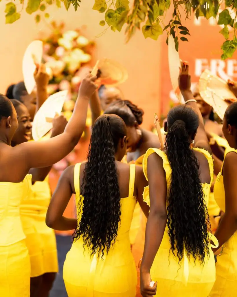 FREESTYLE PHOTOS WITH YOUR BRIDESMAIDS