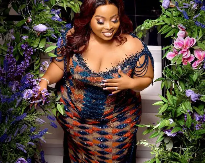 Kente Styles for Wedding Stunning Inspo for Plus-Size Brides