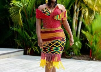 GUEST IN KENTE