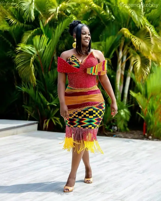 GUEST IN KENTE