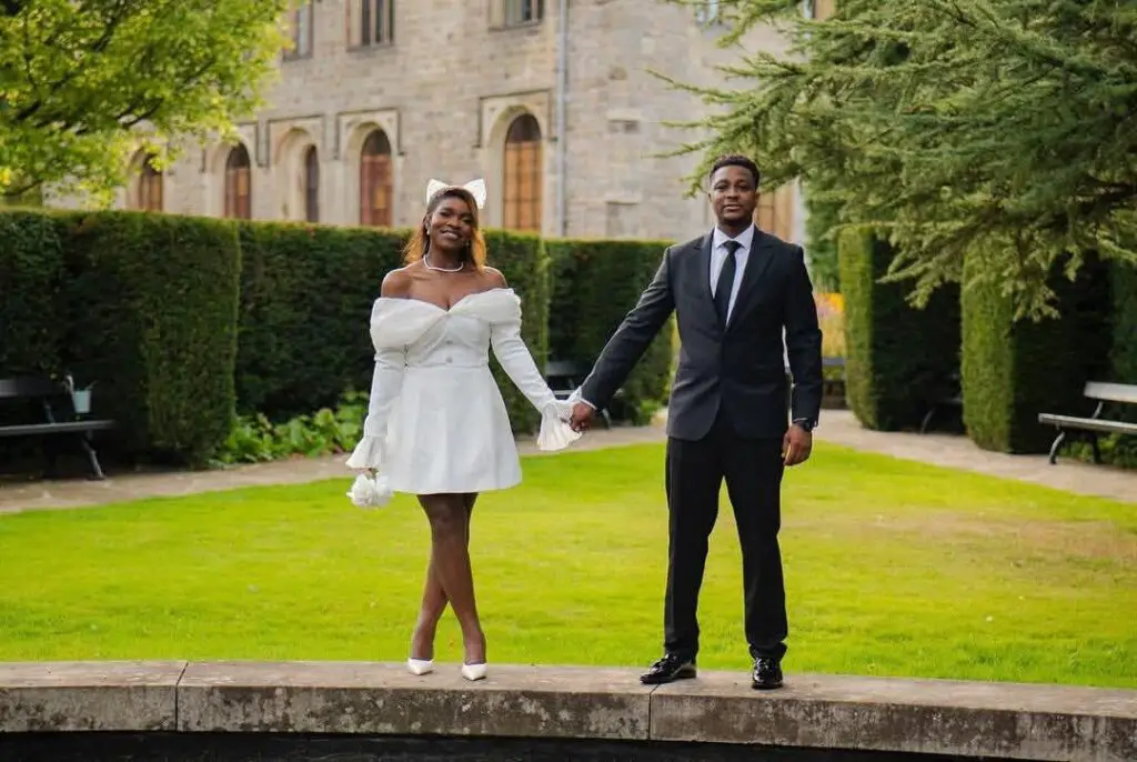 krymi music and his wife