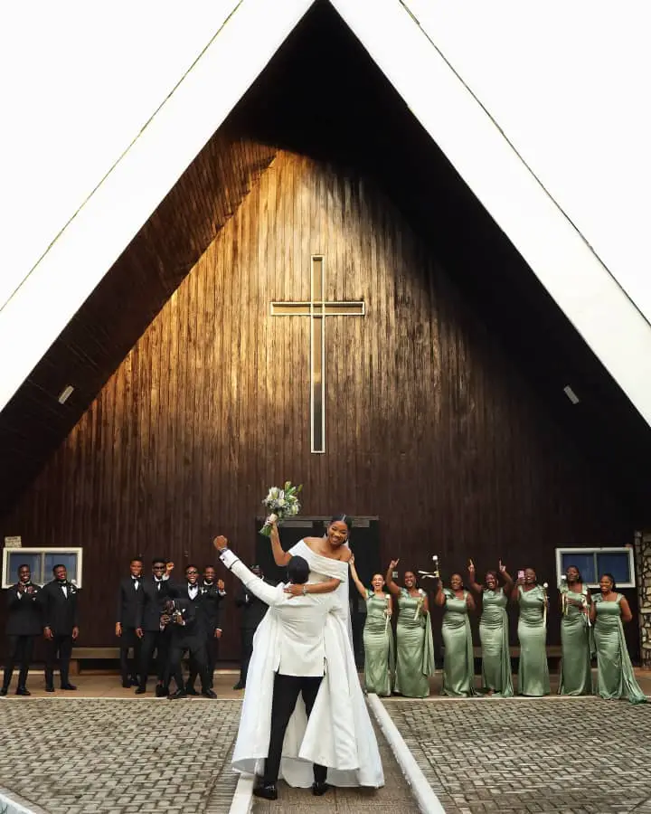 BRIDAL TEAM & COUPLE