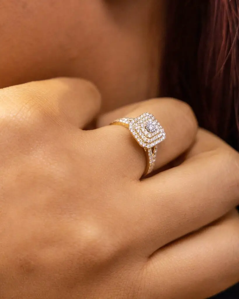 Best Places to Buy Women’s Engagement Rings Online in Ghana