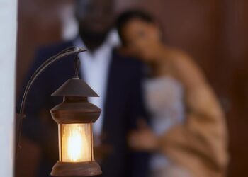 How Grooms Support Their Brides During Wedding Planning