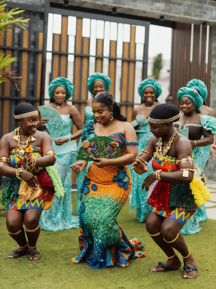 BRIDE DANCING-GHANAIAN