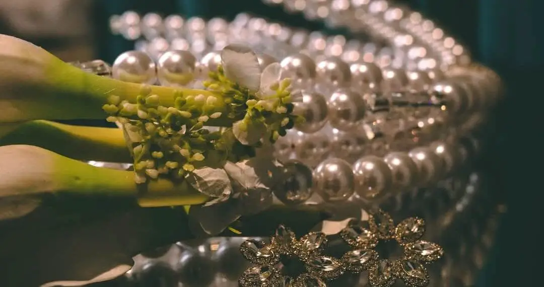 The Bead Bouquet: The New Bridal Trend Taking Over Modern Weddings