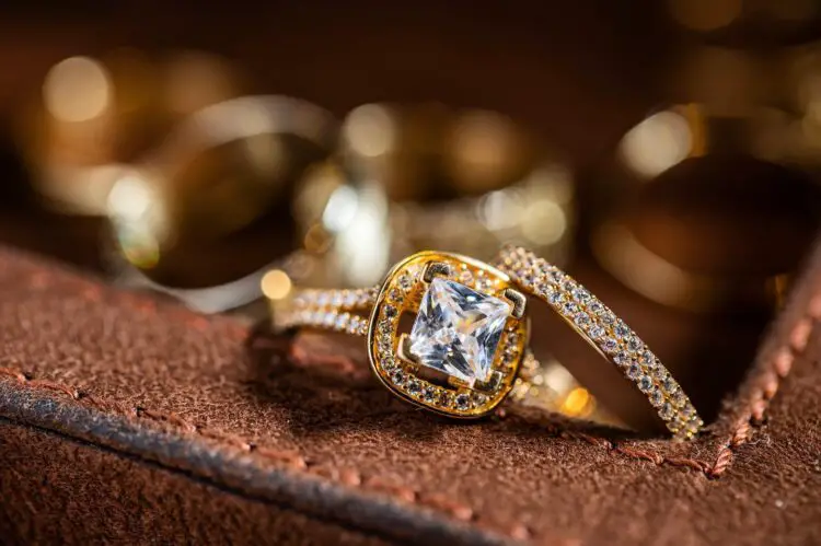 Gold Engagement Rings That Never Goes Out of Style