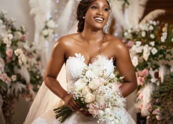 Symbolism of Wedding Flowers: What Your Bouquet Says About You