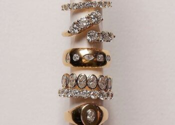 Gold vs Silver Wedding Rings Which is Right for You