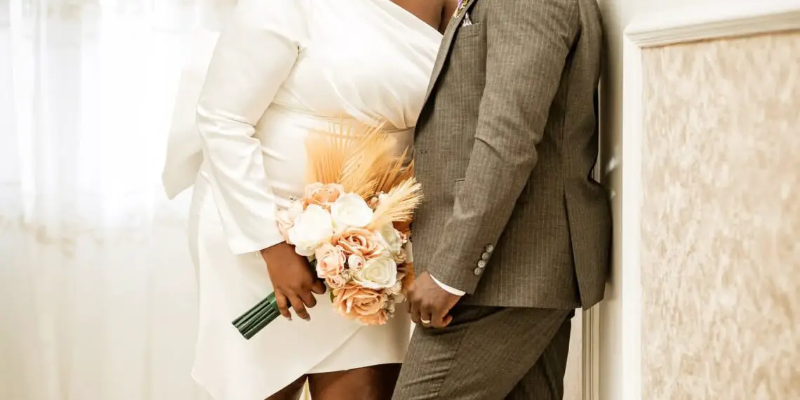 Modern Civil Wedding Clothes Ideas for Stylish Couples