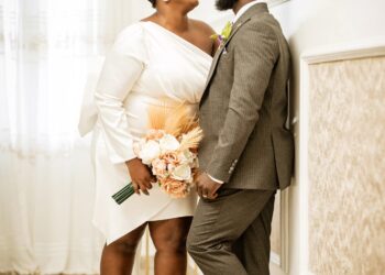 Modern Civil Wedding Clothes Ideas for Stylish Couples