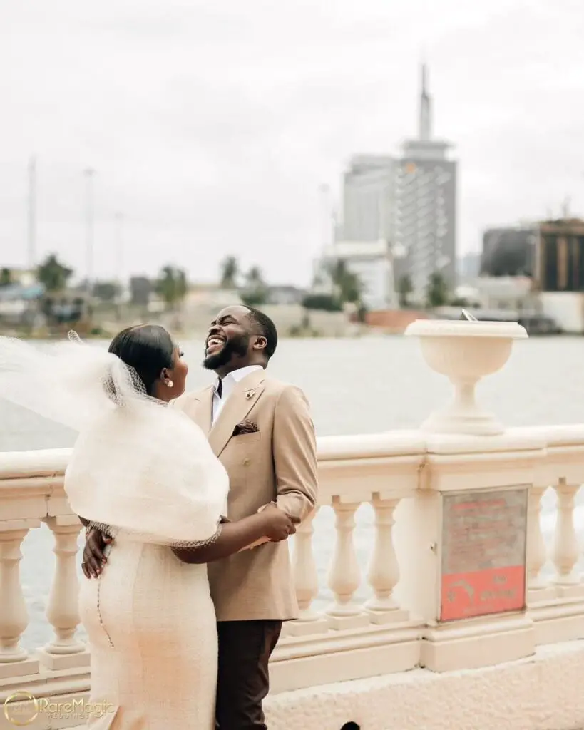 Modern Civil Wedding Clothes Ideas for Stylish Couples