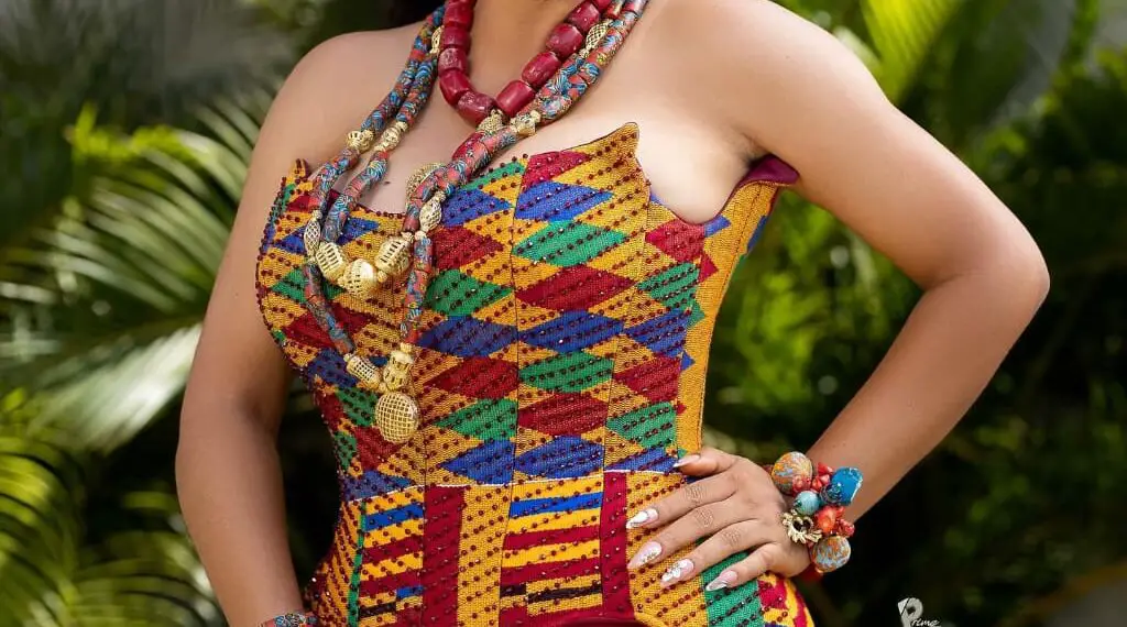 Top Kente Styles for Ladies Perfect for Weddings & More