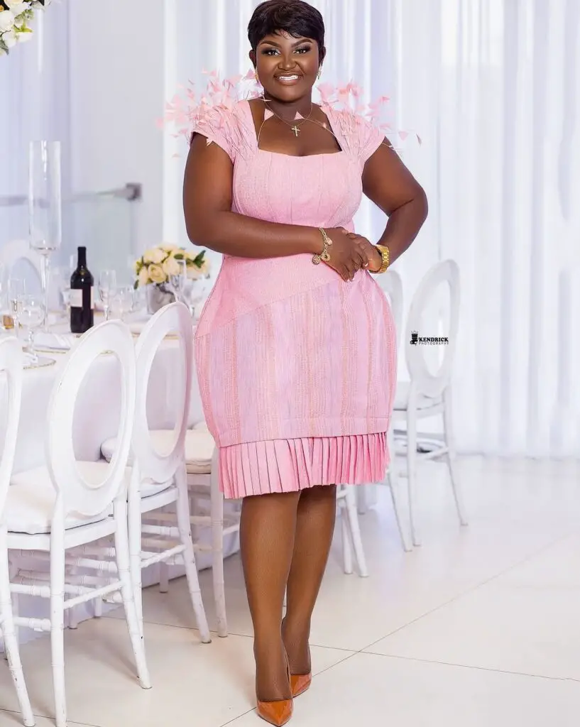 GHANAIAN WEDDING GUEST