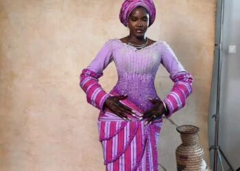 These Stunning Fugu Cloth Styles Are for Brides Who Love to Stand Out