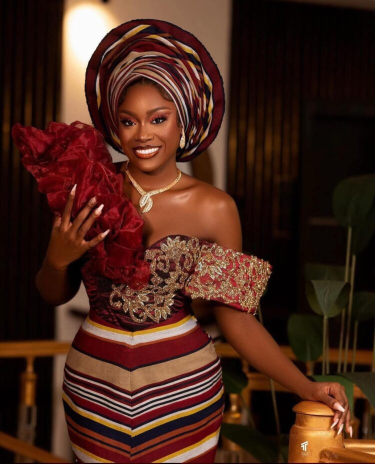 A NOTHERN GHANA BRIDE IN SMOCK CLOTH