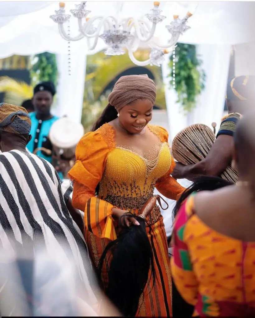 WOMAN DANCING AT A WEDDING IN SMOCK CLOTH
